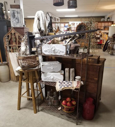 jakes antiques, jakes antiques marion indiana, marion indiana, shopping marion indiana, antique shopping marion indiana, grant county indiana, antique shopping grant county indiana